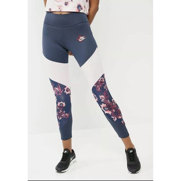 Nike Sportswear Essential Floral Printed Legging Women's Size M‎ 921644-471 NSW - Picture 1 of 8